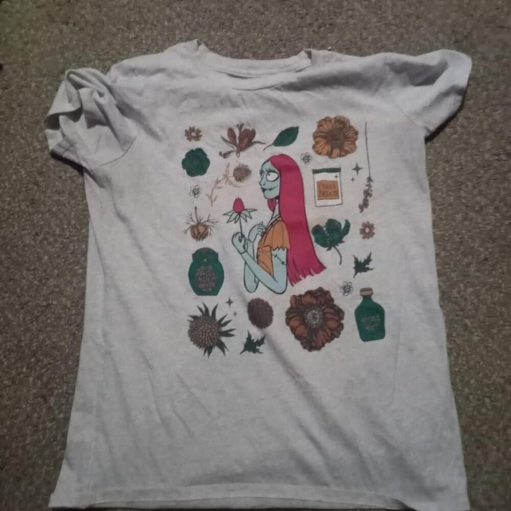 Disney Women's Grey and White T-shirt